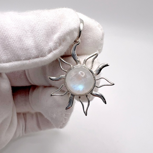 Rainbow Moonstone Sun Gemstone .925 Sterling Silver Sun Pendant - Picture 8 of 16